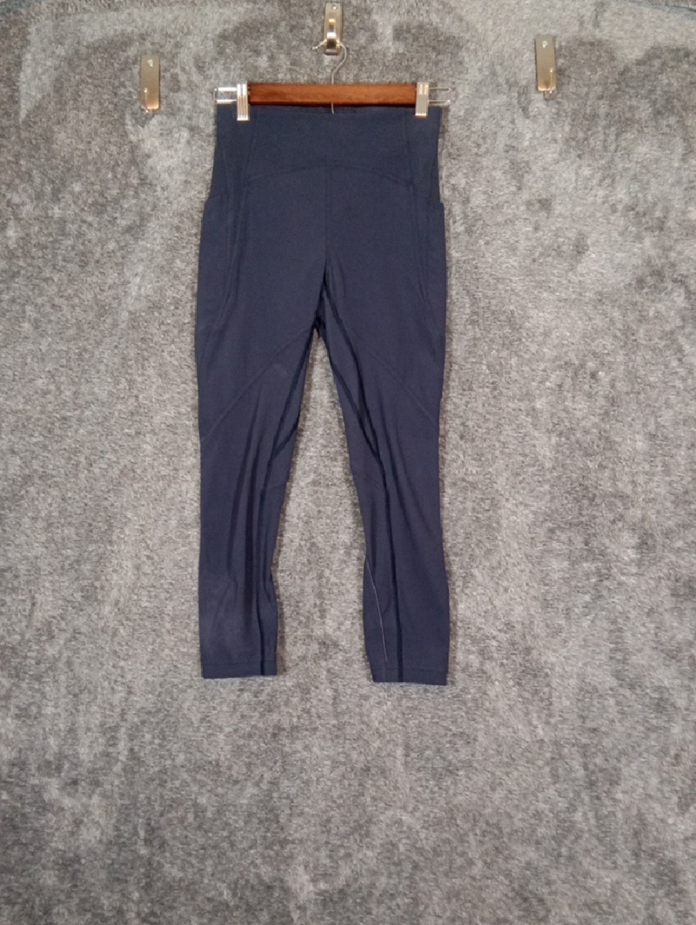 lululemon athletica Navy High-Rise Workout Leggings Wunder Under Cropped 4